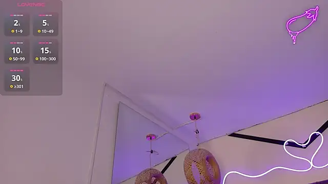 Snapshot of natasha__black chatting on October 31, 2025, 12:39 pm natasha black online show from October 31, 2025, 12:39 pm