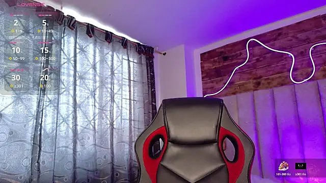 Snapshot of natasha__black chatting on December 2, 2025, 7:42 pm natasha black online show from December 2, 2025, 7:42 pm