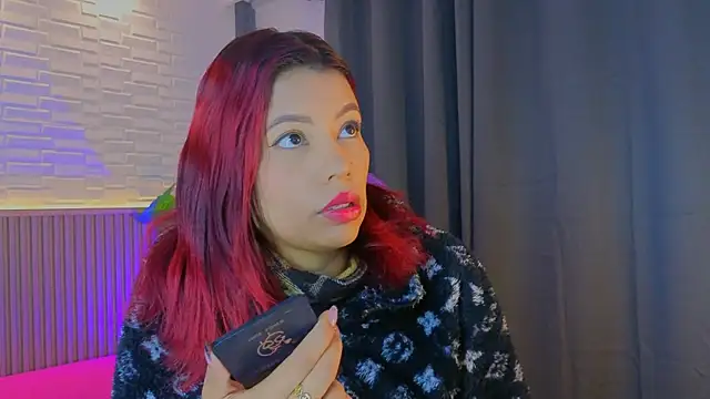 TiffanyWalk online show from September 27, 2025, 11:15 am