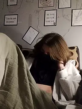 Snapshot of felimelii chatting on March 19, 2025, 11:25 pm felimelii online show from March 19, 2025, 11:25 pm