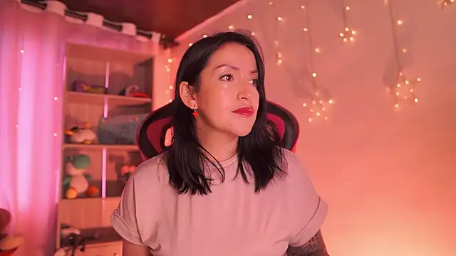 Madison Mayer online show from April 15, 2026, 1:29 pm