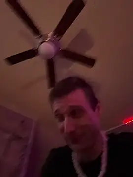 Stillhard8925 online show from January 14, 2026, 10:21 am