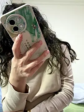 Snapshot of aa520uv chatting on January 17, 2026, 3:17 pm aa520uv online show from January 17, 2026, 3:17 pm