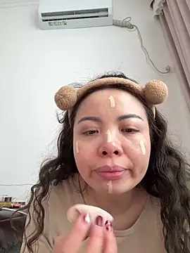 Snapshot of aa520uv chatting on February 1, 2026, 3:05 am aa520uv online show from February 1, 2026, 3:05 am