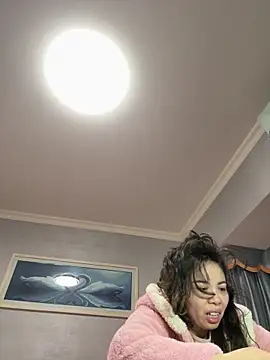 Snapshot of aa520uv chatting on February 17, 2026, 1:57 am aa520uv online show from February 17, 2026, 1:57 am