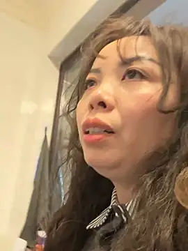 Snapshot of aa520uv chatting on February 23, 2026, 7:28 am aa520uv online show from February 23, 2026, 7:28 am