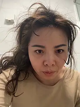 Snapshot of aa520uv chatting on February 27, 2026, 2:55 am aa520uv online show from February 27, 2026, 2:55 am