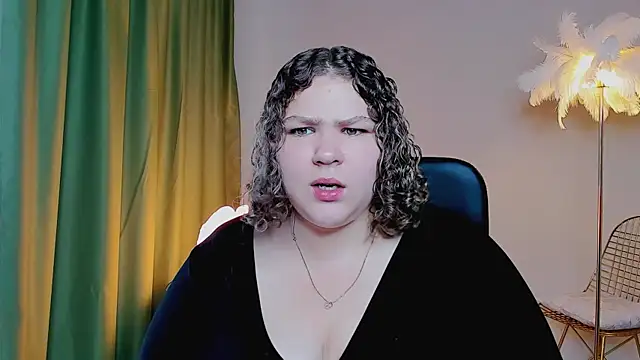 FlorenceAnderson online show from September 18, 2025, 7:10 am