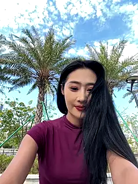 linger-23 online show from October 30, 2025, 5:42 am