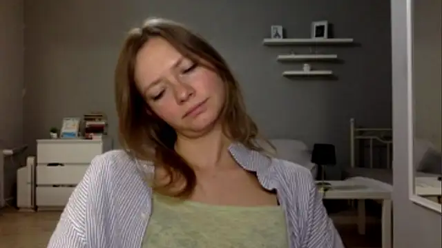 Snapshot of MillieShow chatting on January 31, 2026, 7:23 pm MillieShow online show from January 31, 2026, 7:23 pm