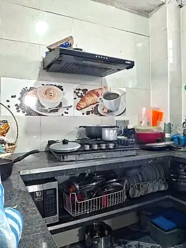 camilleturner1 online show from October 3, 2025, 6:27 pm