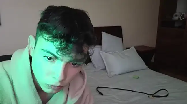 Snapshot of lukeboyce33 chatting on March 19, 2025, 7:38 pm lukeboyce33 online show from March 19, 2025, 7:38 pm