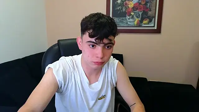 Snapshot of lukeboyce33 chatting on October 16, 2025, 10:22 pm lukeboyce33 online show from October 16, 2025, 10:22 pm