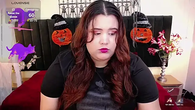 ailyn maury online show from November 2, 2025, 1:19 am