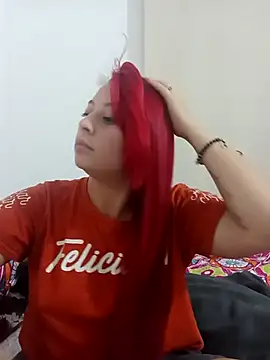 Snapshot of LEIDY_LORENA chatting on March 23, 2025, 5:21 am LEIDY LORENA online show from March 23, 2025, 5:21 am