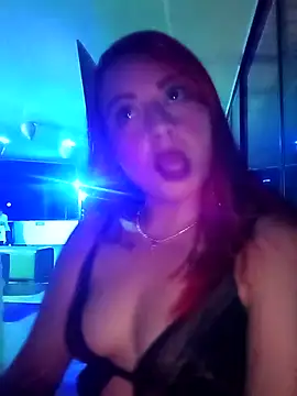 Snapshot of LEIDY_LORENA chatting on October 4, 2025, 6:11 am LEIDY LORENA online show from October 4, 2025, 6:11 am