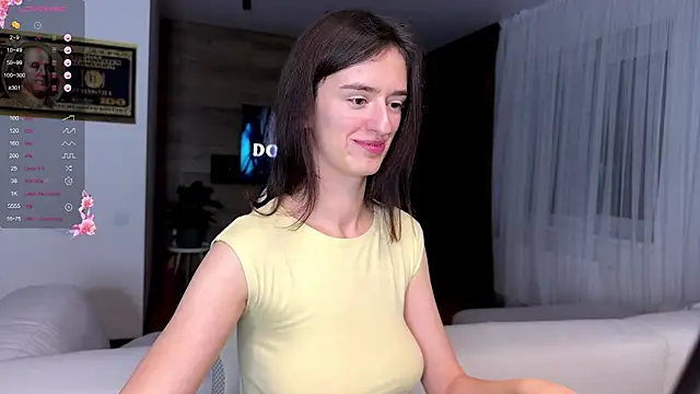 Snapshot of TwinTemptations chatting on November 8, 2025, 9:13 pm TwinTemptations online show from November 8, 2025, 9:13 pm