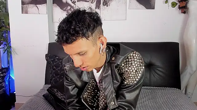 Giotrashy online show from October 22, 2025, 8:08 pm