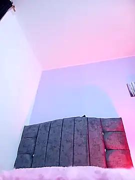 Snapshot of Hairydoll_ chatting on February 16, 2026, 11:23 pm Hairydoll online show from February 16, 2026, 11:23 pm