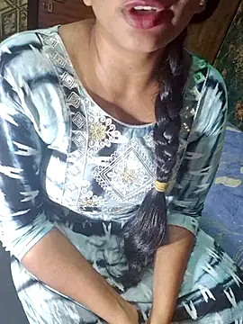 Snapshot of Shalini_telugu09 chatting on September 13, 2025, 3:01 pm Shalini telugu09 online show from September 13, 2025, 3:01 pm