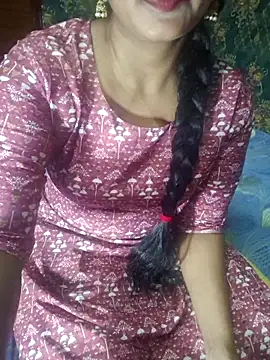 Snapshot of Shalini_telugu09 chatting on January 19, 2026, 2:43 pm Shalini telugu09 online show from January 19, 2026, 2:43 pm