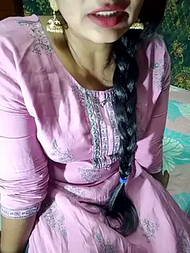 Snapshot of Shalini_telugu09 chatting on February 13, 2026, 2:57 pm Shalini telugu09 online show from February 13, 2026, 2:57 pm