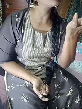 Snapshot of Shalini_telugu09 chatting on February 24, 2026, 9:07 am Shalini telugu09 online show from February 24, 2026, 9:07 am