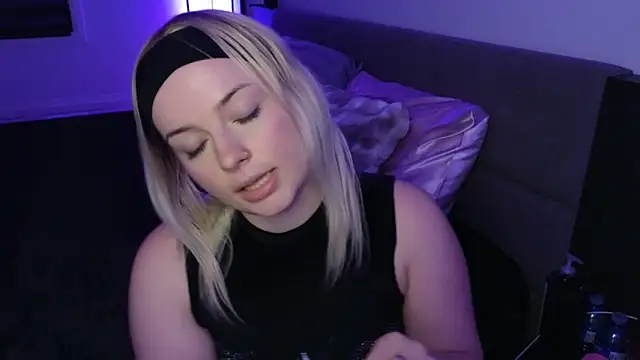 margot robbie7 online show from April 29, 2026, 1:21 am