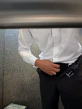 ikeike-kun online show from April 7, 2026, 2:23 am