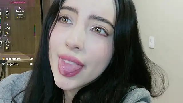 Rebbecawhite meow online show from January 15, 2026, 10:35 pm