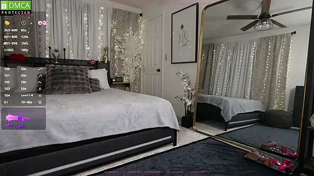 LoveMoScarlett online show from September 10, 2025, 11:32 am