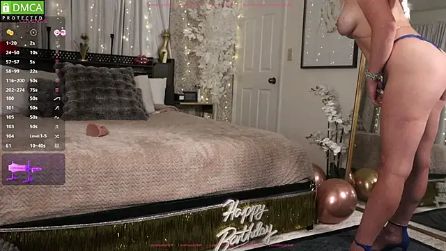 LoveMoScarlett online show from October 16, 2025, 11:33 am