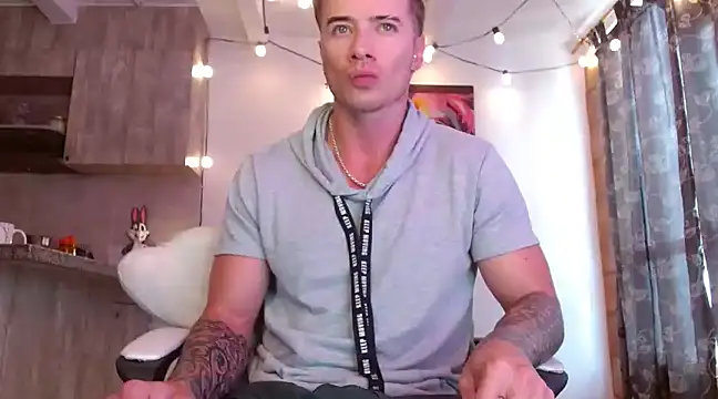 Ryannblue07 online show from March 16, 2025, 6:55 pm