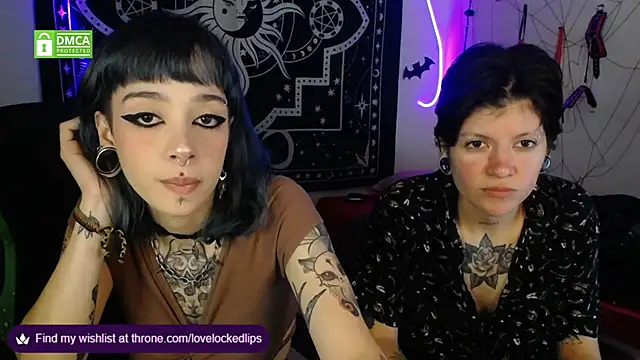 lovelockedlips online show from November 12, 2025, 12:55 am