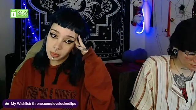 lovelockedlips online show from January 6, 2026, 2:04 am