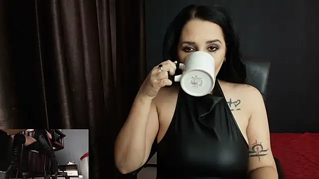 missdyaa online show from September 30, 2025, 9:53 pm