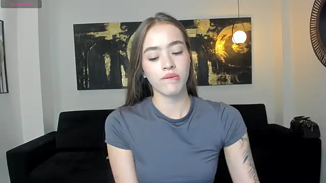 MaiaCollins online show from March 10, 2026, 6:02 pm