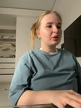 Snapshot of Amy_Sky_ chatting on March 20, 2025, 4:09 pm Amy Sky online show from March 20, 2025, 4:09 pm