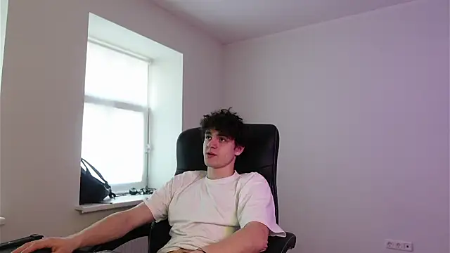 Brad Holloway online show from March 8, 2026, 2:32 pm