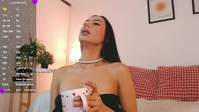 Snapshot of Valen_ross_ chatting on September 25, 2025, 12:03 am Valen ross online show from September 25, 2025, 12:03 am