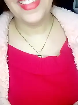 Maya-Moon online show from January 11, 2026, 4:56 pm