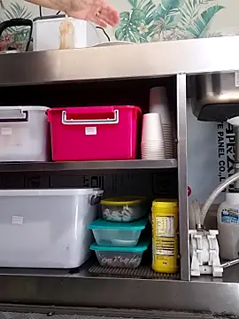 emiliemilf online show from October 23, 2025, 8:18 pm