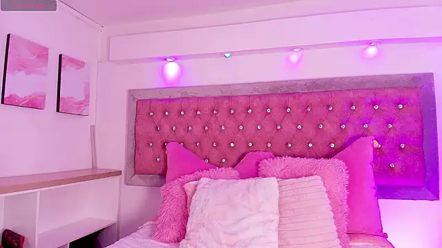 Andy Leex online show from February 3, 2026, 8:25 pm