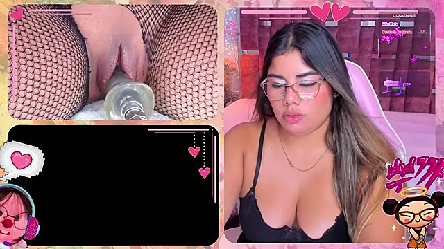 IsaCutie online show from November 5, 2025, 9:48 pm