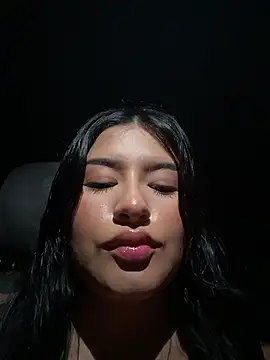 andrea gomes  online show from January 18, 2026, 5:22 am