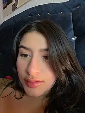 andrea gomes  online show from May 16, 2026, 7:27 am