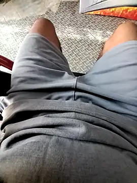 Snapshot of hot_integer chatting on March 17, 2026, 9:45 am hot integer online show from March 17, 2026, 9:45 am