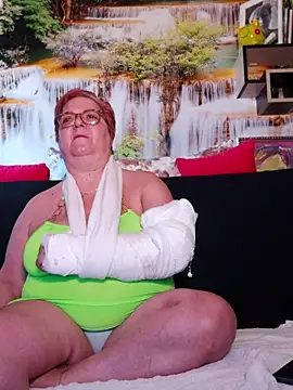 QueenPammy1 online show from March 6, 2025, 7:03 am