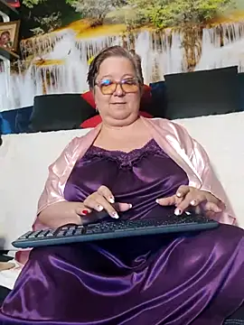 QueenPammy1 online show from April 4, 2026, 5:38 am