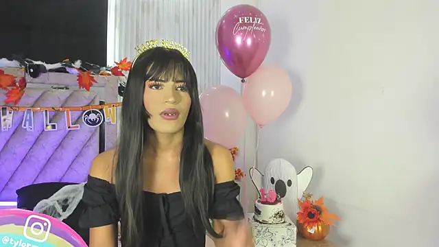 Taylor Harveey online show from October 24, 2025, 9:22 pm